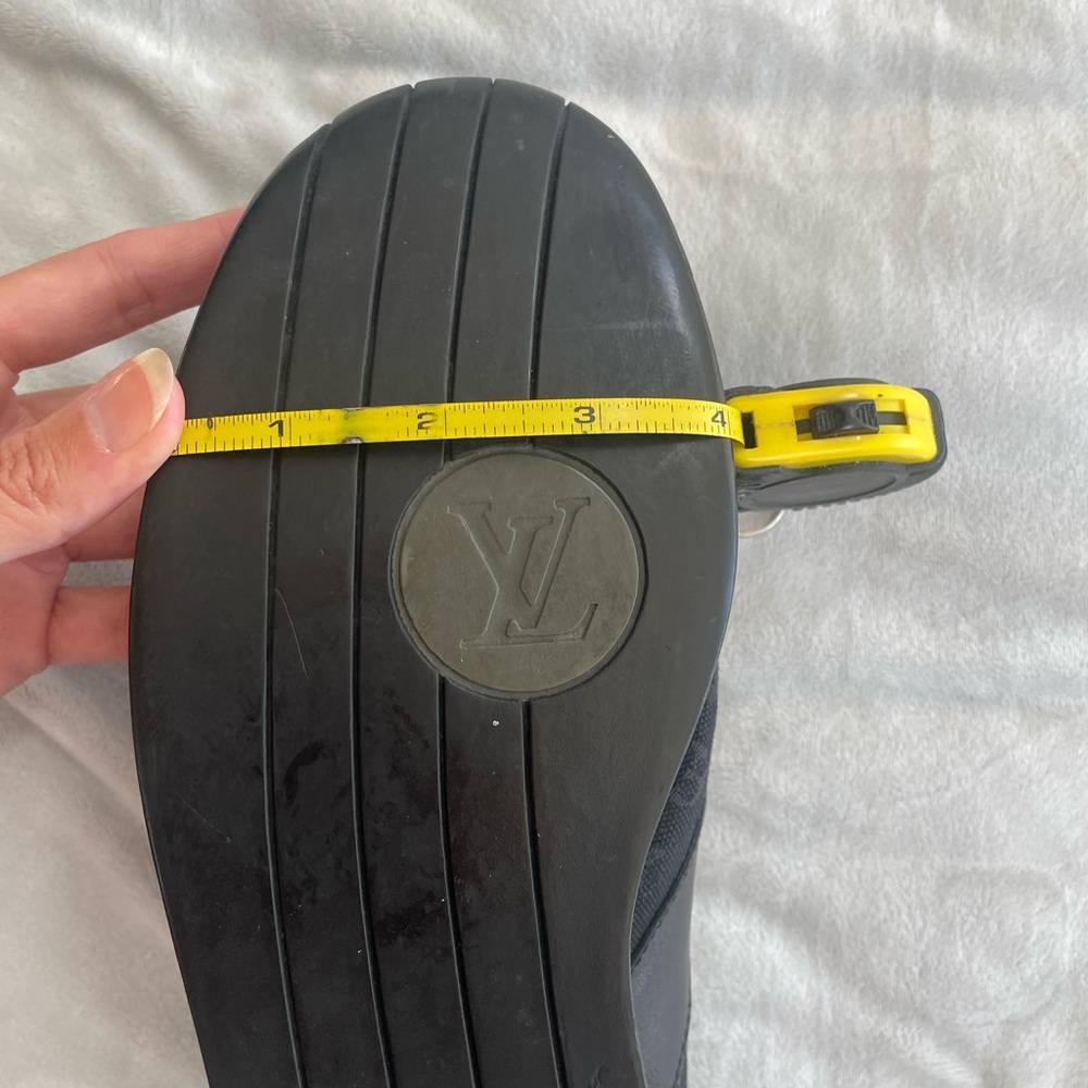 Louis Vuitton authentic Men’s shoes-lowest price available! Size 9 Men’s (8 EU) - Picture 12 of 16